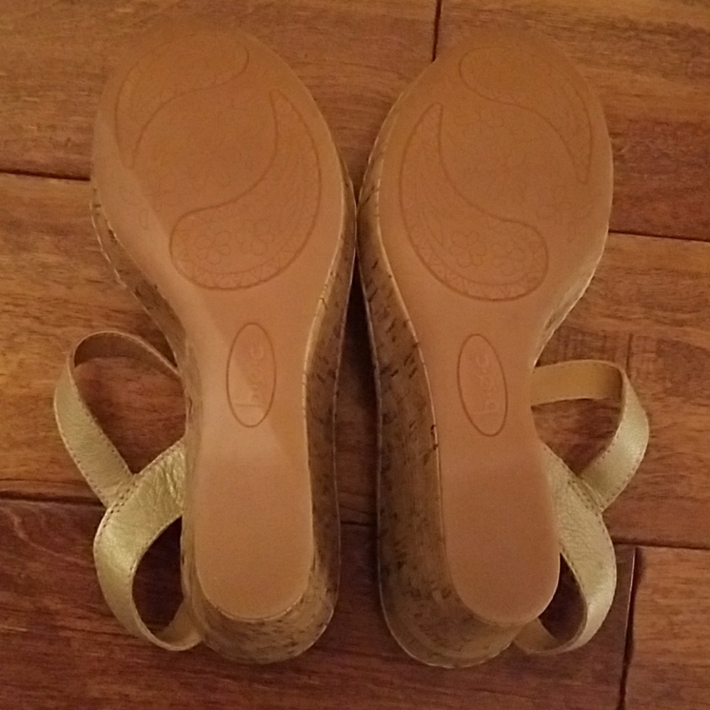 Shoes - Picture 5 of 5